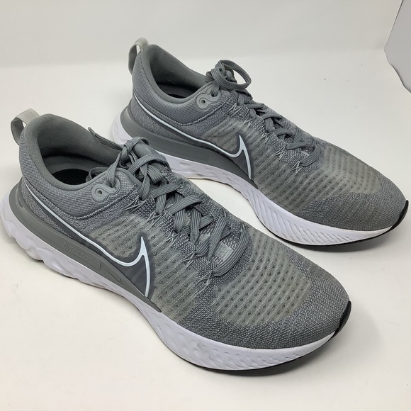 Nike Gray React Infinity Run Flyknit 2 Running Shoes Sneakers - Picture 1 of 13